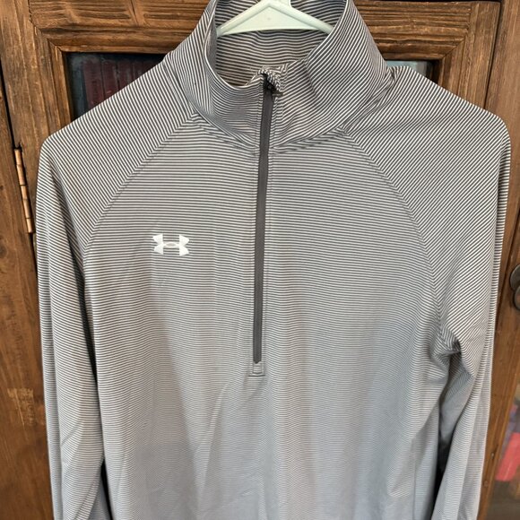 Women's Under Armour 1/4 zip golf shirt long sleeve - Size M - Picture 2 of 4